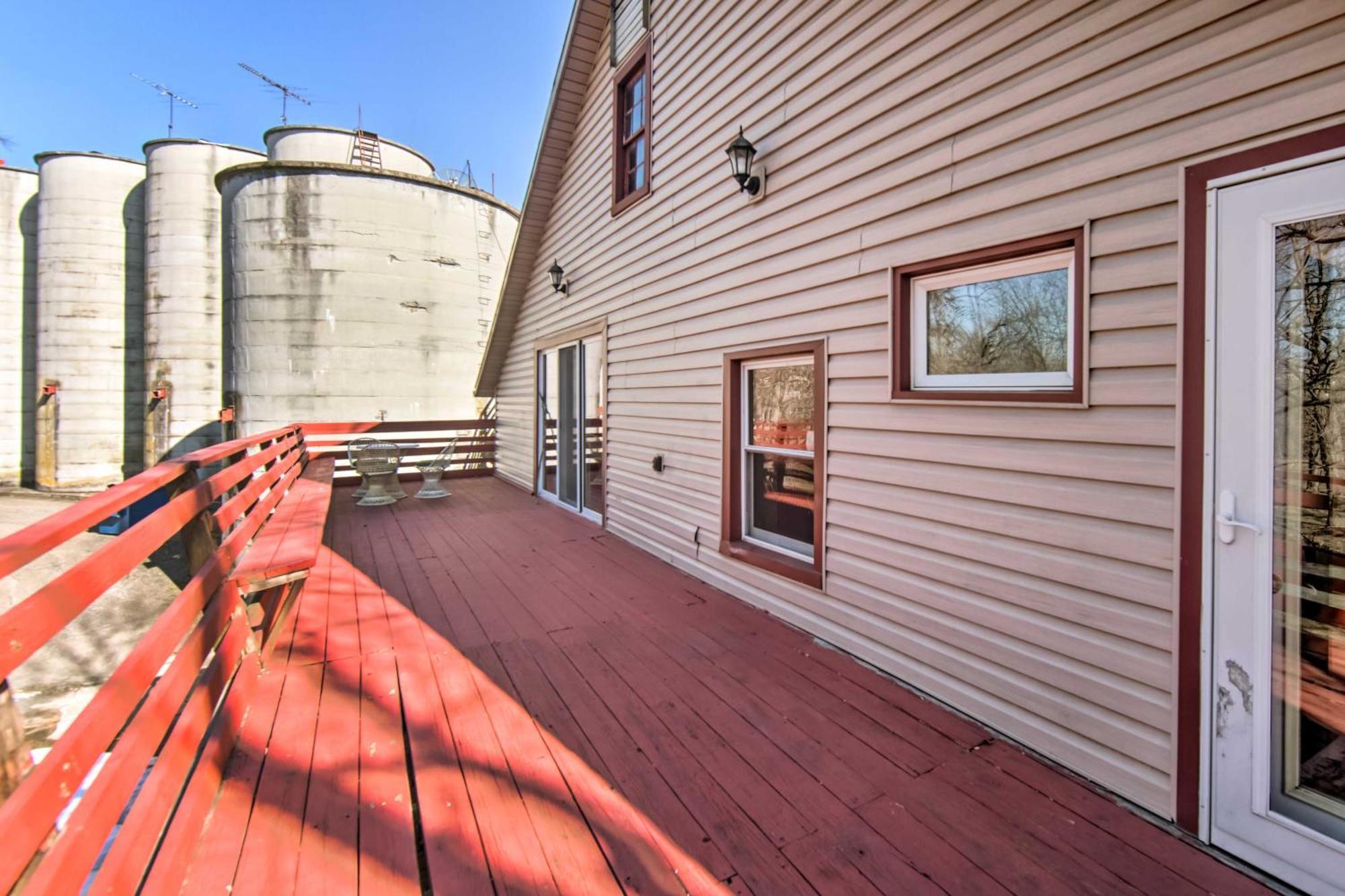 Runningwater Apartment In Lancaster With Deck Εξωτερικό φωτογραφία