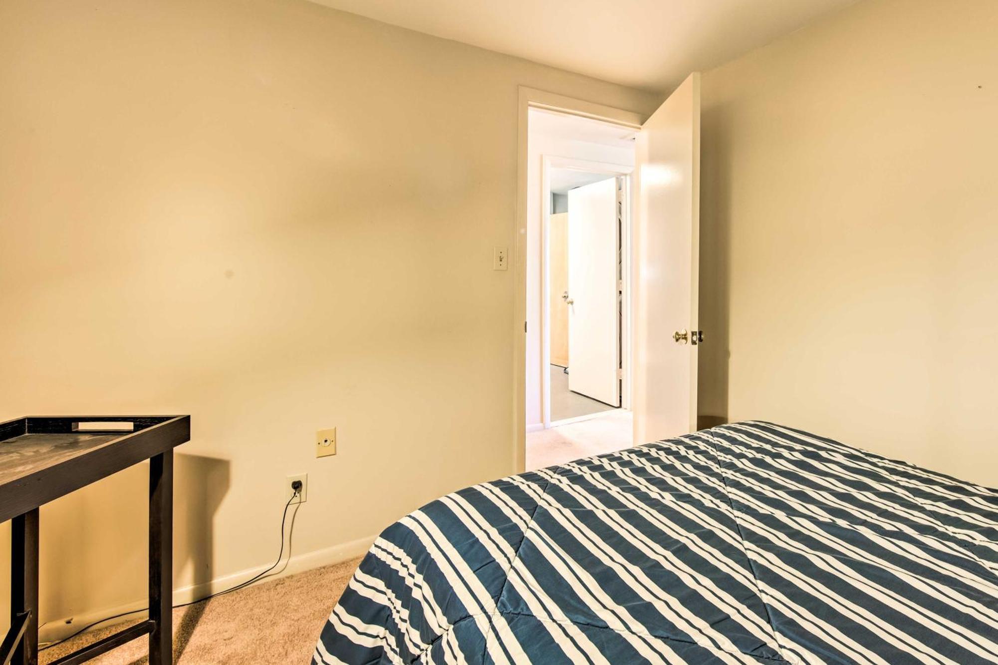 Runningwater Apartment In Lancaster With Deck Εξωτερικό φωτογραφία