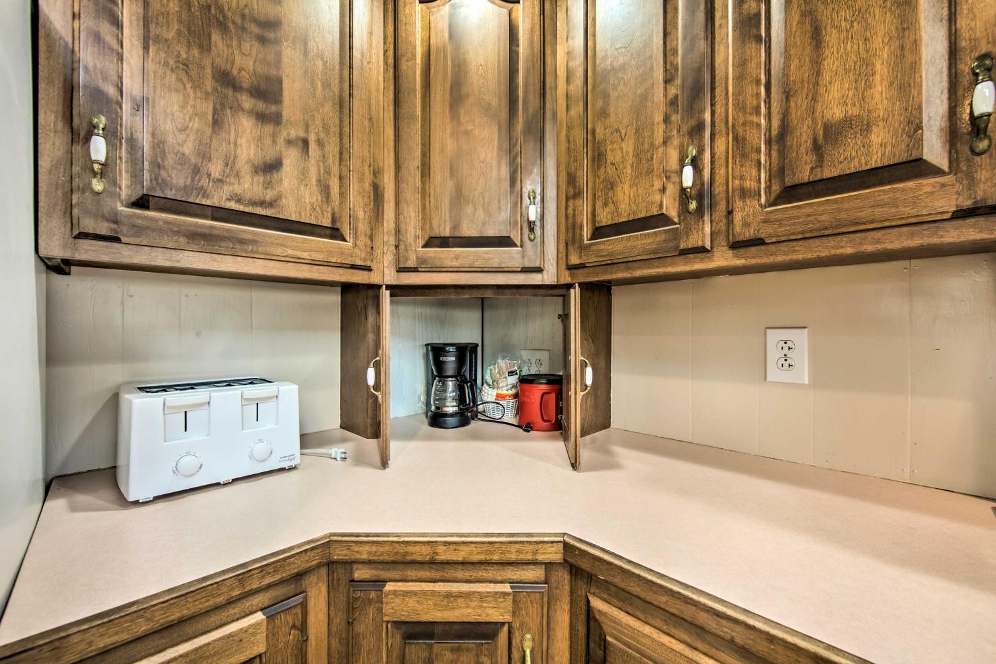 Runningwater Apartment In Lancaster With Deck Εξωτερικό φωτογραφία